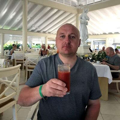  ,   Yuri, 46 ,   ,   , c 
