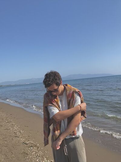  ,   Caner, 24 ,   ,   