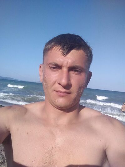  ,   Valentin, 37 ,   ,   , c 