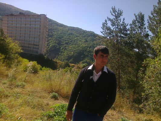  ,   A R TU R, 31 ,   