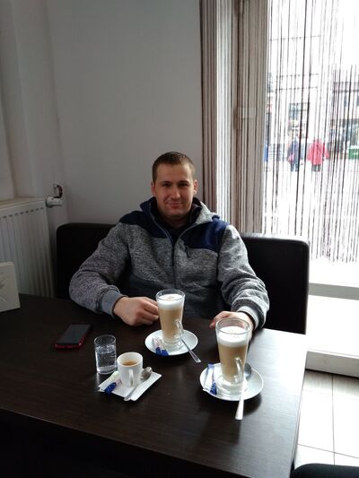  ,   Valentun, 32 ,   ,   , c , 