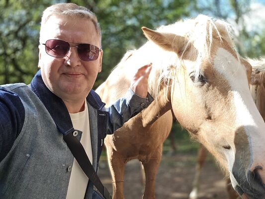  ,   Andrey, 52 ,     , c , 