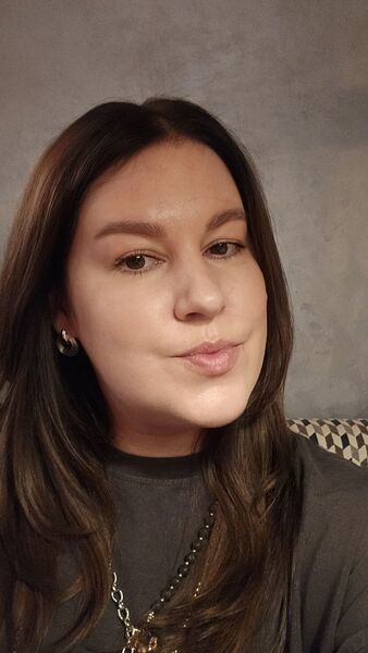  ,   Valiantsina, 40 ,   ,   