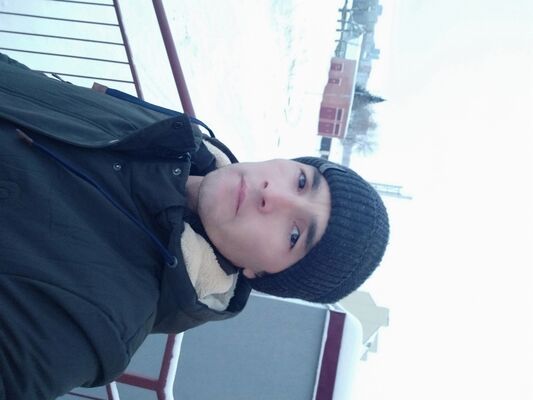 ,   Mirjaxon, 34 ,  