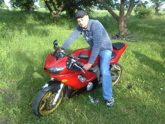  ,   Arseniy, 37 ,   ,   , c 
