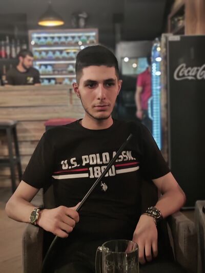  ,   Hovhannes, 25 ,   ,   , c , 