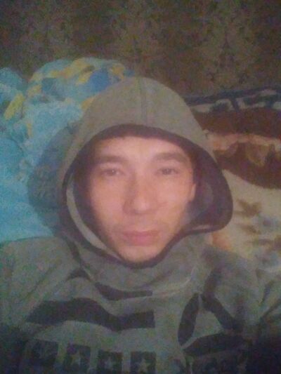  ,   Russ, 30 ,     