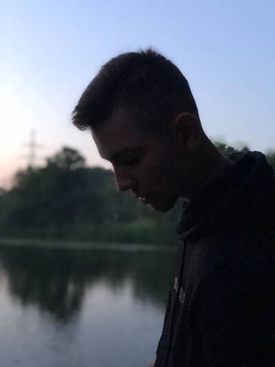  -,   , 25 ,   