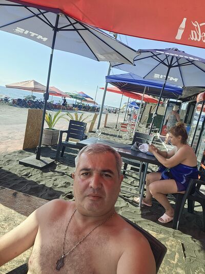  ,   Ika, 43 ,   ,   