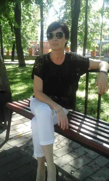  ,   Elena, 54 ,   c 