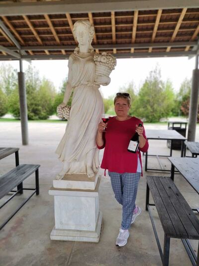  ,   Nadejda, 58 ,     , c 
