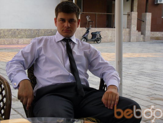  ,   Alex, 33 ,   