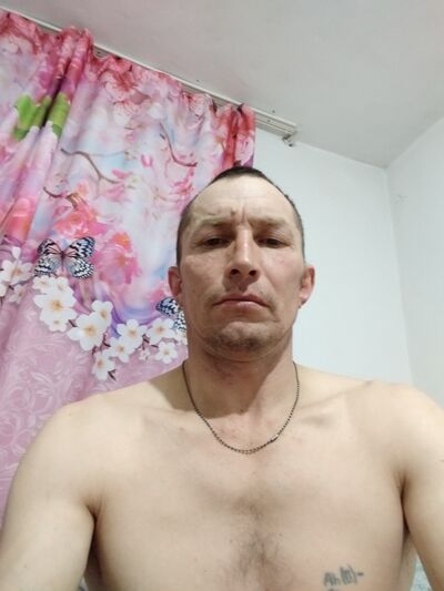  ,   Kastan, 43 ,   c 