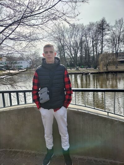 Pruszkow,   , 21 ,   ,   