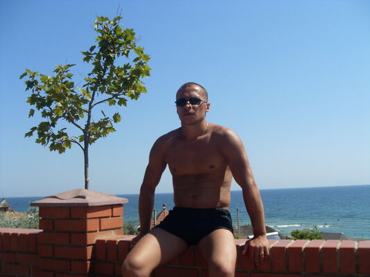  ,   Igor, 46 ,   ,   , c , 