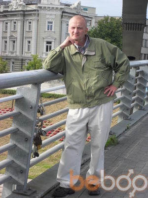  ,   Feliks, 58 ,  