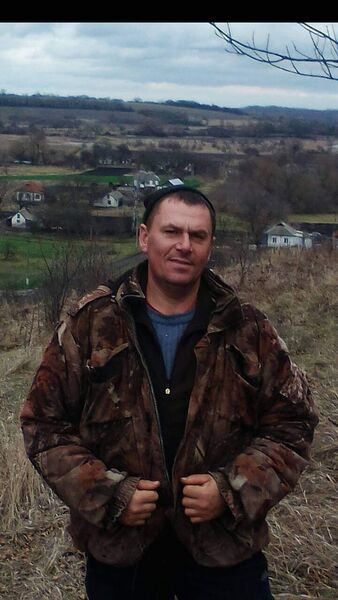  ,   Vitalij, 42 ,   c 