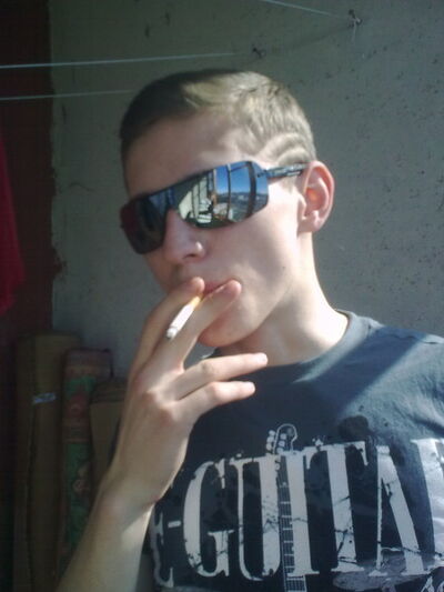  ,   Jef, 26 ,  