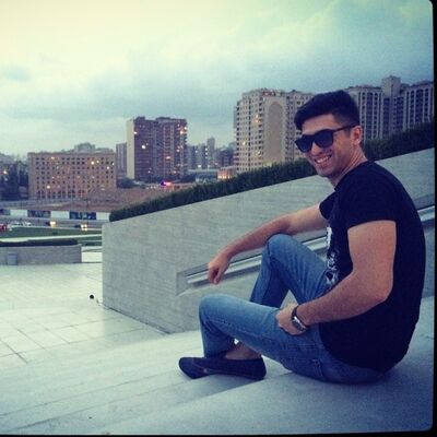  ,   Kamil, 33 ,   