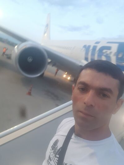  ,   Grigor, 31 ,   ,   
