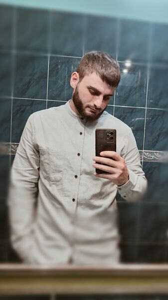  ,   Tamik, 25 ,   ,   