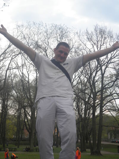  ,   Sergej, 44 ,   