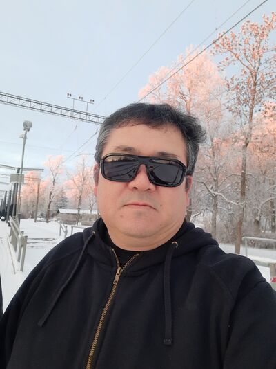  ,   Shuxrat, 52 ,   ,   , c , 