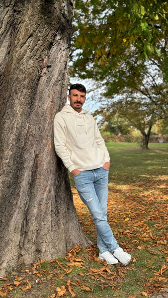  Floridsdorf,   Destan, 40 ,   ,   