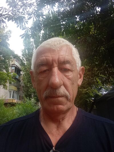 Algiers,   , 52 ,  