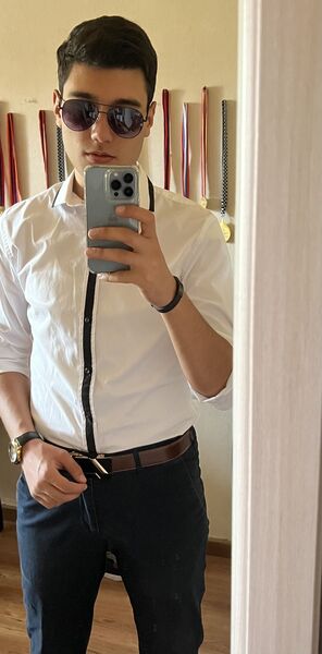  ,   Armen, 22 ,   ,   