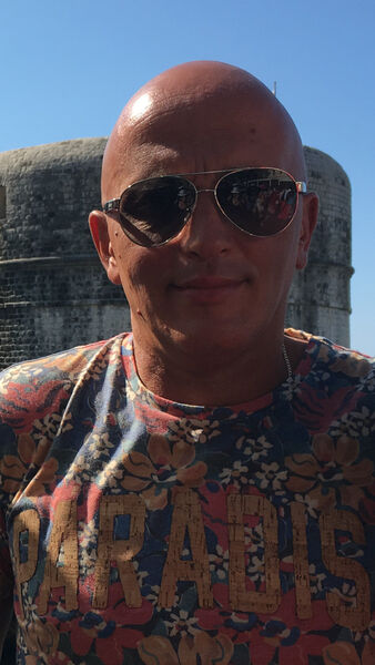  Herzliyya,   Daniel, 49 ,   