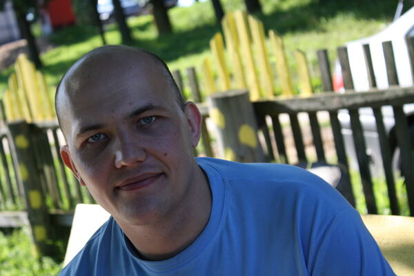  ,   VIK STUMER, 47 ,  