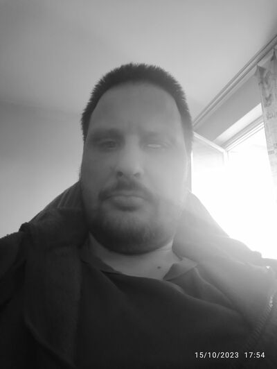  ,   Paco, 23 ,   ,   