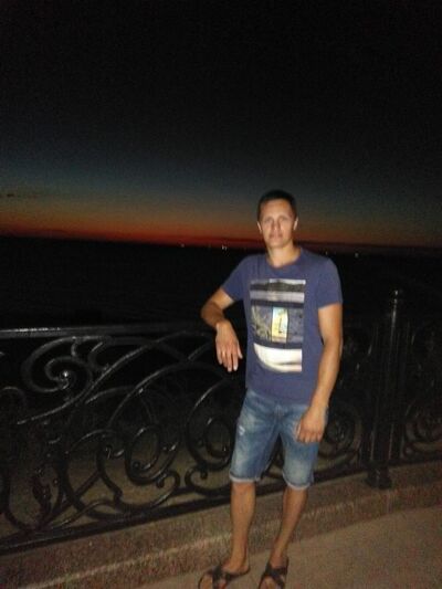  ,   Lukas, 36 ,   , 