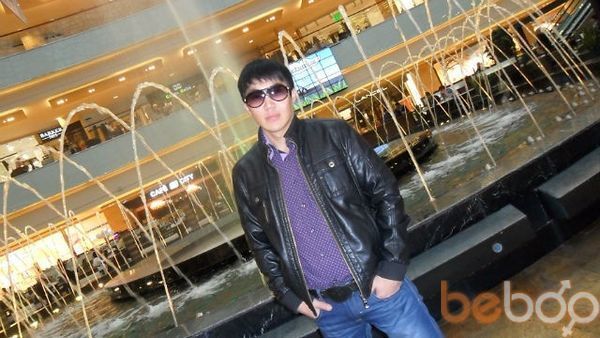  3740913  Tim, 40 ,    -