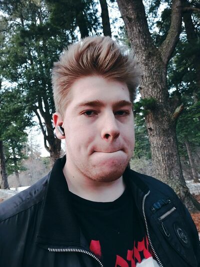  ,   Gnom, 23 ,   ,   