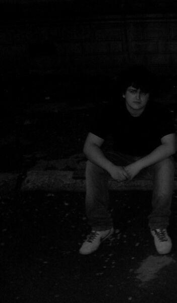  ,   Gio, 32 ,   ,   , c 