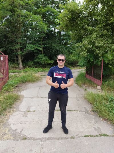  ,   Artem, 36 ,   ,   , c 