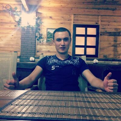  ,   Xasan, 28 ,   