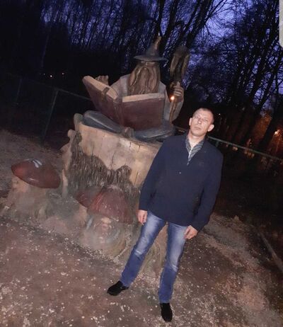  ,   Sergey, 52 ,   ,   