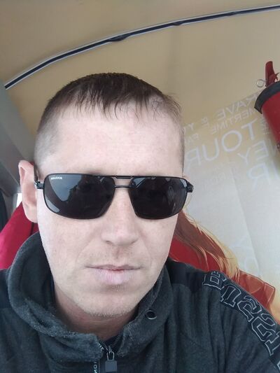  ,   Maxim, 38 ,   ,   