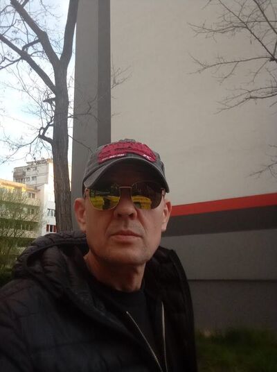  ,   Alexs, 47 ,   ,   