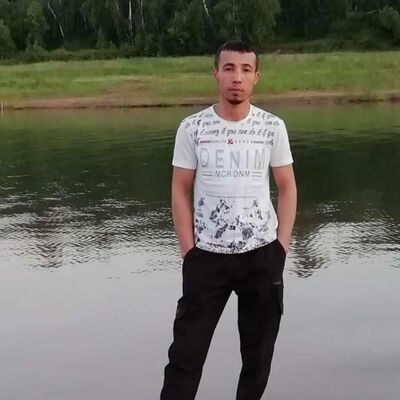  ,   Shoxinur, 29 ,   ,   
