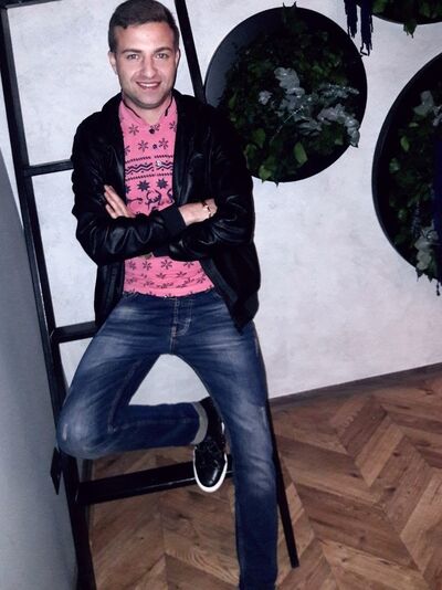  ,   SpaceMan, 34 ,   ,   , c 