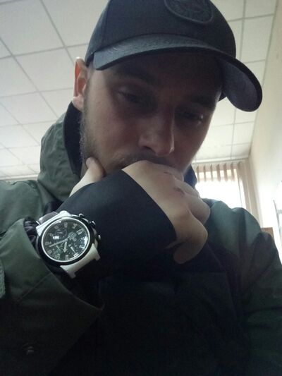  -,   Eman, 26 ,  