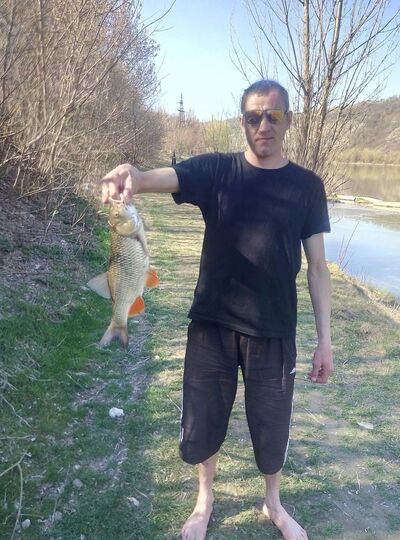  ,   Johnny, 41 ,   ,   , c 
