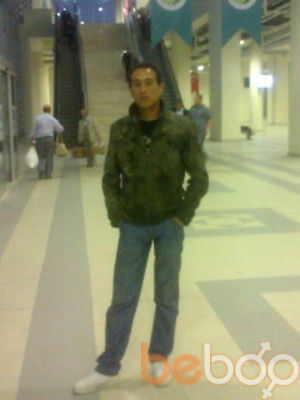  ,   Eduard, 38 ,   