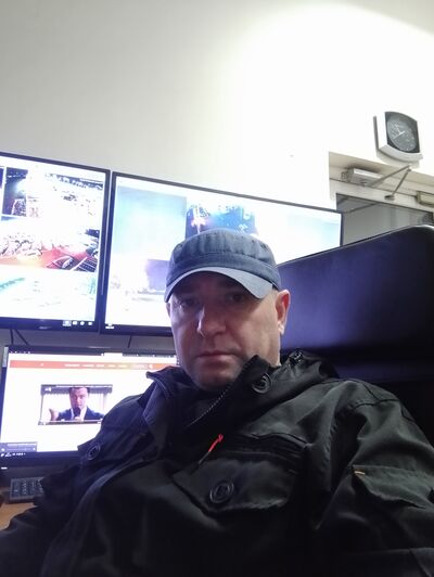 --,   , 42 ,   c 