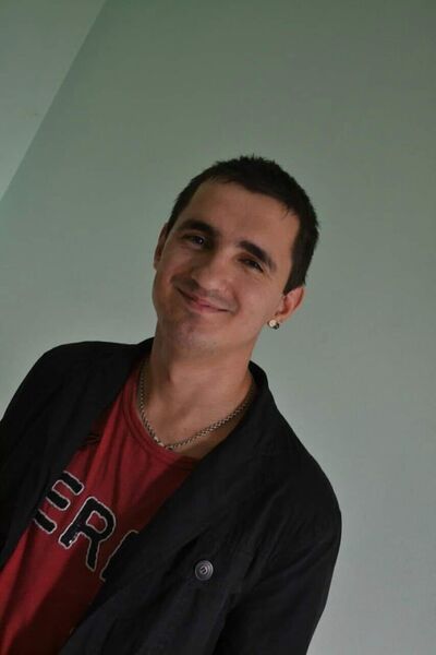  ,   Artur, 34 ,   ,   , c , 