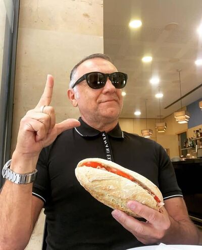  ,   Mark Dave, 60 ,   ,   